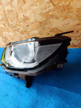 Laden Sie das Bild in den Galerie-Viewer, Frontscheinwerfer Jeep Compass 68643493 155256625 Xenon Links Headlight SCH6932423288tv
