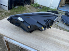 Laden Sie das Bild in den Galerie-Viewer, Frontscheinwerfer VW Taigo 2G7941036A Rechts Scheinwerfer Headlight SCH6937335632qz