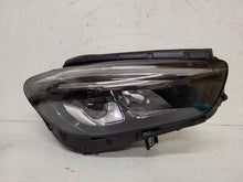 Laden Sie das Bild in den Galerie-Viewer, Frontscheinwerfer Mercedes-Benz W247 A2479061405 LED Rechts Headlight SCH6937822917ai