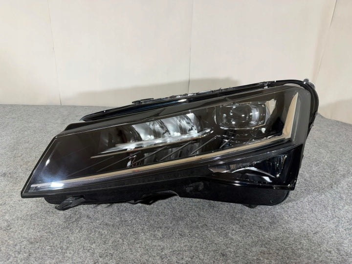 Frontscheinwerfer Skoda Superb III 3V1941016D LED Links Scheinwerfer Headlight SCH6940106154nf
