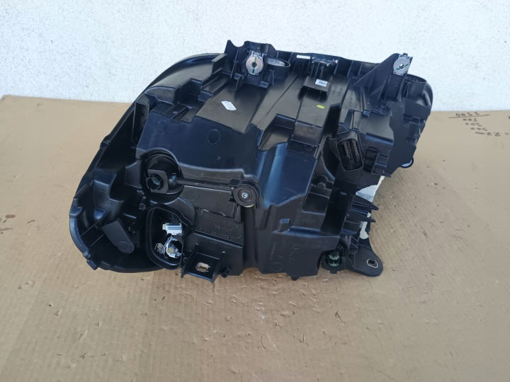 Frontscheinwerfer BMW 1 F40 6311-9482808-13 LED Ein Stück (Rechts oder Links) SCH6940932731za