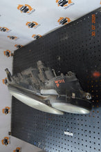 Laden Sie das Bild in den Galerie-Viewer, Frontscheinwerfer Mercedes-Benz W211 16156400RE Rechts Scheinwerfer Headlight SCH6941904677su