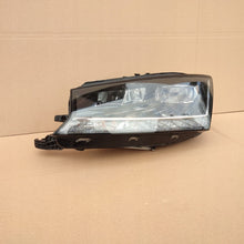 Load image into Gallery viewer, Frontscheinwerfer Skoda Fabia III 6V1941015F LED Links Scheinwerfer Headlight SCH6948096586ny