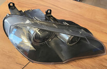 Laden Sie das Bild in den Galerie-Viewer, Frontscheinwerfer BMW X5 E70 4290336 Xenon Rechts Scheinwerfer Headlight SCH6952172351uz