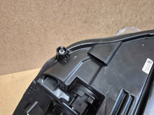 Laden Sie das Bild in den Galerie-Viewer, Frontscheinwerfer Ford Focus JX7B-13W029-AE Rechts Scheinwerfer Headlight SCH6956157936et