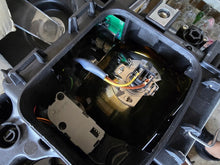 Load image into Gallery viewer, Frontscheinwerfer Man 81251016761 Links Scheinwerfer Headlight SCH6961013717uc