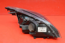 Laden Sie das Bild in den Galerie-Viewer, Frontscheinwerfer Renault Megane III 260602446R Links Scheinwerfer Headlight SCH6969379354kq