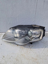 Load image into Gallery viewer, Frontscheinwerfer VW Passat 3C0941751G Xenon Links Scheinwerfer Headlight SCH6973573772cx