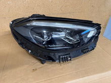Laden Sie das Bild in den Galerie-Viewer, Frontscheinwerfer Mercedes-Benz W206 A2069068204 LED Rechts Headlight SCH6974811346fa