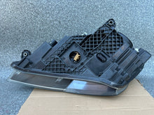 Laden Sie das Bild in den Galerie-Viewer, Frontscheinwerfer Skoda Superb III 3V1941016A Rechts Scheinwerfer Headlight SCH6979631919tn
