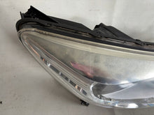 Laden Sie das Bild in den Galerie-Viewer, Frontscheinwerfer Nissan I Note E12 89907546 Rechts Scheinwerfer Headlight SCH6982922844do