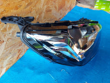 Laden Sie das Bild in den Galerie-Viewer, Frontscheinwerfer Peugeot 208 II 73274137 Rechts Scheinwerfer Headlight SCH6985940596vr