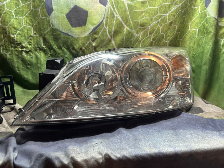 Frontscheinwerfer Ford Mondeo 0301174271 0301174274 Xenon Ein Satz Headlight SCH6990002817fb