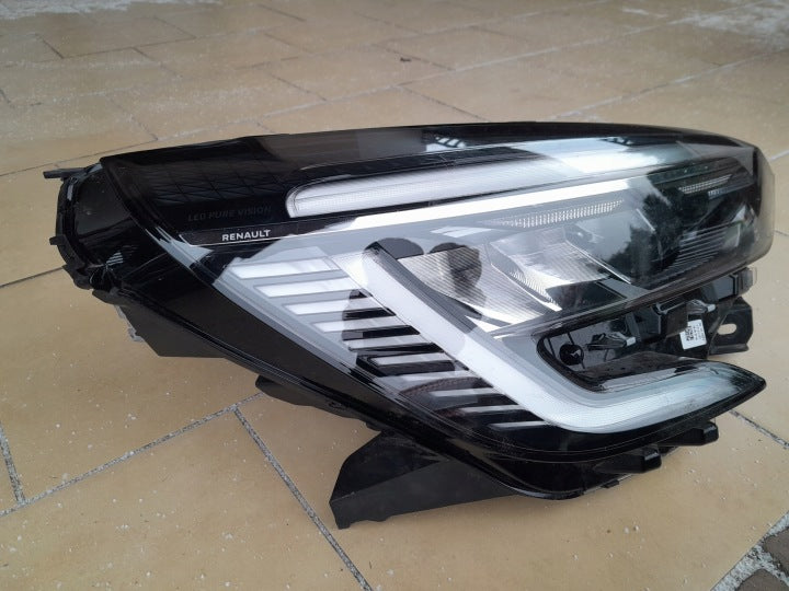 Frontscheinwerfer Renault Clio I V 260104922R Rechts Scheinwerfer Headlight SCH6991743852lh