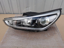 Laden Sie das Bild in den Galerie-Viewer, Frontscheinwerfer Hyundai I30 III 92101G4020BAX Links Scheinwerfer Headlight SCH6997139085qm