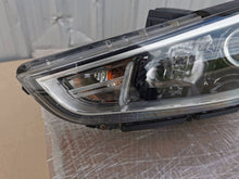 Laden Sie das Bild in den Galerie-Viewer, Frontscheinwerfer Hyundai I30 III 92101G4020BAX Links Scheinwerfer Headlight SCH6997139085qm