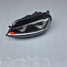 Laden Sie das Bild in den Galerie-Viewer, Frontscheinwerfer VW Golf VII 5G1941033 Xenon Links Scheinwerfer Headlight SCH6997217189lv
