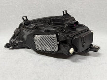 Laden Sie das Bild in den Galerie-Viewer, Frontscheinwerfer Audi Q5 80A941035E LED Links Scheinwerfer Headlight SCH6997907614ge