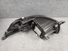 Laden Sie das Bild in den Galerie-Viewer, Frontscheinwerfer Renault Trafic III 260102899R Rechts Scheinwerfer Headlight SCH6999508465uy