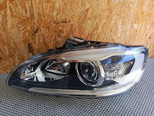 Laden Sie das Bild in den Galerie-Viewer, Frontscheinwerfer Volvo V60 S60 31698824 Bi-Xenon Links Scheinwerfer Headlight SCH7000780350ec