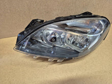 Laden Sie das Bild in den Galerie-Viewer, Frontscheinwerfer Mercedes-Benz W246 A2468200161 Links Scheinwerfer Headlight SCH7001171394nk