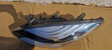Load image into Gallery viewer, Frontscheinwerfer Renault Megane III 260605817R Links Scheinwerfer Headlight SCH7003917844lx