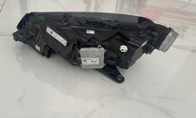 Laden Sie das Bild in den Galerie-Viewer, Frontscheinwerfer Skoda Superb 3V1941016E E9224301 Rechts Scheinwerfer Headlight SCH7008605265sm