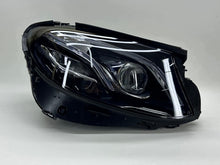Laden Sie das Bild in den Galerie-Viewer, Frontscheinwerfer Mercedes-Benz W213 A2139066604 Rechts Scheinwerfer Headlight SCH7012178380ud