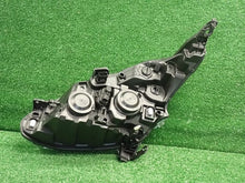Laden Sie das Bild in den Galerie-Viewer, Frontscheinwerfer Peugeot 208 89000202 Rechts Scheinwerfer Headlight SCH7018400536uy