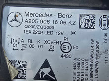 Laden Sie das Bild in den Galerie-Viewer, Frontscheinwerfer Mercedes-Benz W205 A2059061606 LED Rechts Headlight SCH7024037428ss