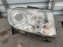 Laden Sie das Bild in den Galerie-Viewer, Frontscheinwerfer Jeep Compass 501613033 Rechts Scheinwerfer Headlight SCH7027202496bg
