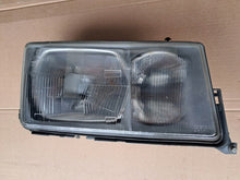 Laden Sie das Bild in den Galerie-Viewer, Frontscheinwerfer Mercedes-Benz 190 W201 A2018207661 Rechts Headlight SCH7033093698ot