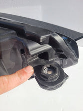 Laden Sie das Bild in den Galerie-Viewer, Frontscheinwerfer Skoda Octavia I 5E4941035 Links Scheinwerfer Headlight SCH7034468075yw