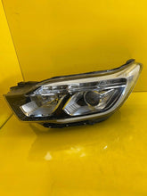 Laden Sie das Bild in den Galerie-Viewer, Frontscheinwerfer Ssangyong Rexton W 8310236031 Xenon Links Headlight SCH7035852670cz