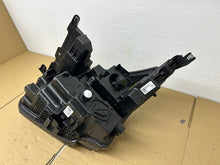 Laden Sie das Bild in den Galerie-Viewer, Frontscheinwerfer Skoda 5LB941036A LED Rechts Scheinwerfer Headlight SCH7037451007kv