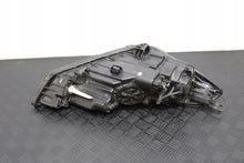 Laden Sie das Bild in den Galerie-Viewer, Frontscheinwerfer Hyundai Tucson 92101-D7100 Links Scheinwerfer Headlight SCH7039566317om
