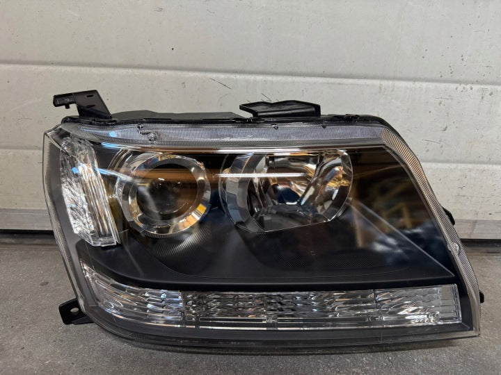 Frontscheinwerfer Suzuki Grand Vitara II 10059088 Rechts Scheinwerfer Headlight SCH7039656350mn