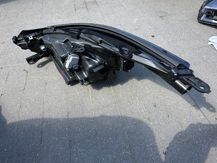 Frontscheinwerfer Toyota Highlander 81110-0E460 Rechts Scheinwerfer Headlight SCH7043208113mn