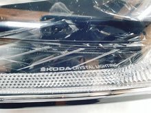 Laden Sie das Bild in den Galerie-Viewer, Frontscheinwerfer Skoda Octavia I 5E4941015A Full LED Links Headlight SCH7044832010wo