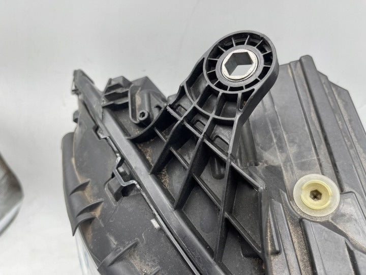 Frontscheinwerfer Mercedes-Benz A2069067203 Rechts Scheinwerfer Headlight SCH7051282260ch