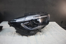 Laden Sie das Bild in den Galerie-Viewer, Frontscheinwerfer Mercedes-Benz W247 A2479065207 Rechts Scheinwerfer Headlight SCH7060726769pn