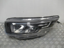 Laden Sie das Bild in den Galerie-Viewer, Frontscheinwerfer Iveco Daily IV 05802711800 Links Scheinwerfer Headlight SCH7065348006cg