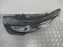 Laden Sie das Bild in den Galerie-Viewer, Frontscheinwerfer Iveco Daily IV 05802711800 Links Scheinwerfer Headlight SCH7065348006cg