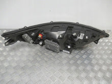 Laden Sie das Bild in den Galerie-Viewer, Frontscheinwerfer Iveco Daily IV 05802711800 Links Scheinwerfer Headlight SCH7065348006cg