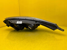 Laden Sie das Bild in den Galerie-Viewer, Frontscheinwerfer Kia Ceed 92102-J7500 LED Rechts Scheinwerfer Headlight SCH7066006367bs