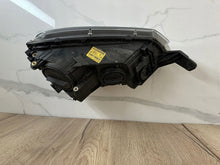 Laden Sie das Bild in den Galerie-Viewer, Frontscheinwerfer Skoda Yeti 030128620100 Links Scheinwerfer Headlight SCH7066301855cm