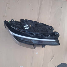 Laden Sie das Bild in den Galerie-Viewer, Frontscheinwerfer Ford R2KB-13E014 Rechts Scheinwerfer Headlight SCH7076695435wh