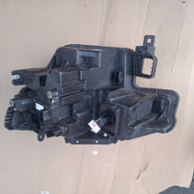 Laden Sie das Bild in den Galerie-Viewer, Frontscheinwerfer Ford R2KB-13E014 Rechts Scheinwerfer Headlight SCH7076695435wh
