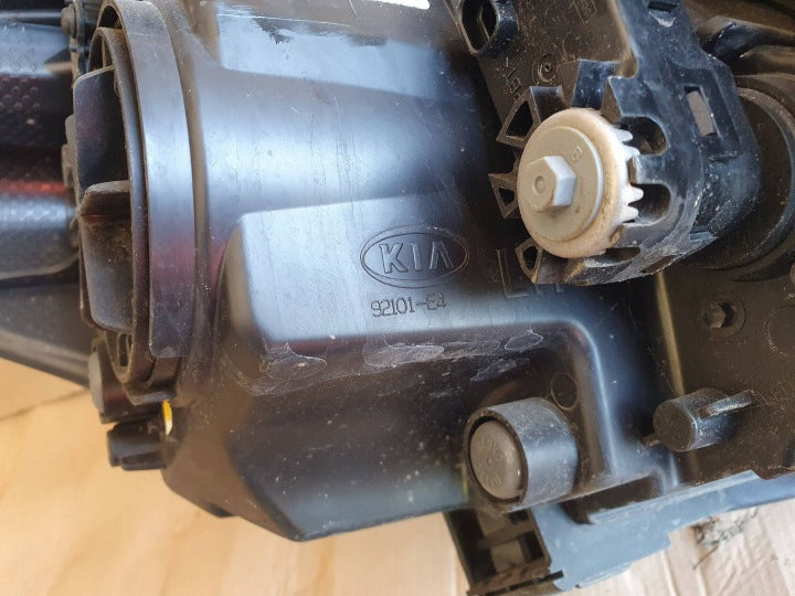 Frontscheinwerfer Kia Soul II 92101-E4 Links Scheinwerfer Headlight SCH7079641386cp