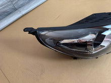 Laden Sie das Bild in den Galerie-Viewer, Frontscheinwerfer Hyundai I30 III G492113020 Rechts Scheinwerfer Headlight SCH7083636393js